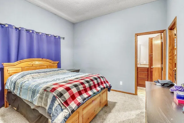 $310,000 | 302 Chicago Avenue, Breckenridge, MN 56520