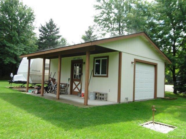 1231 Turrill Road Lapeer, MI 48446 - Photo 44 of 50 Pole Barn 2