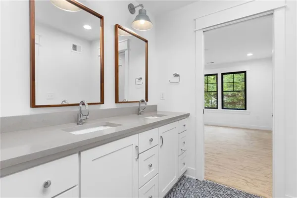$1,485,000 | 4620 West 70th Terrace, Prairie Village, KS 66208