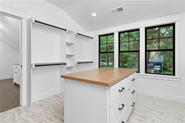 $1,485,000 | 4620 West 70th Terrace, Prairie Village, KS 66208