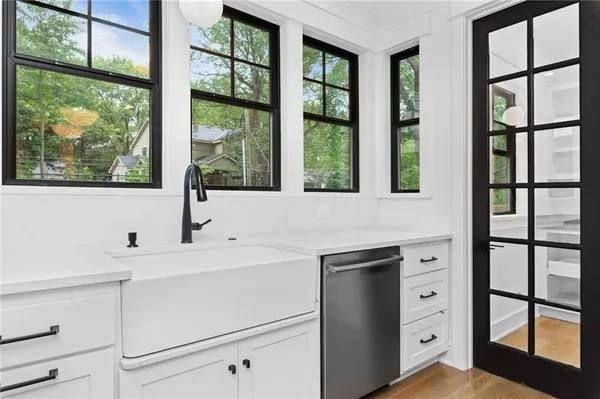 $1,485,000 | 4620 West 70th Terrace, Prairie Village, KS 66208