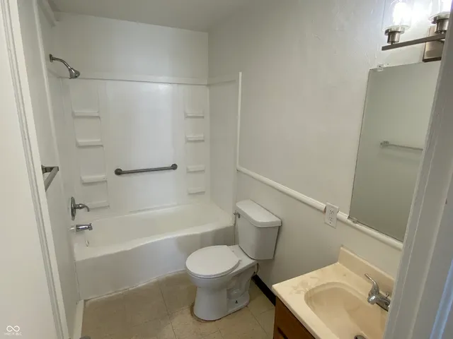 $595 | 702 West 23rd Street, Anderson, IN 46016