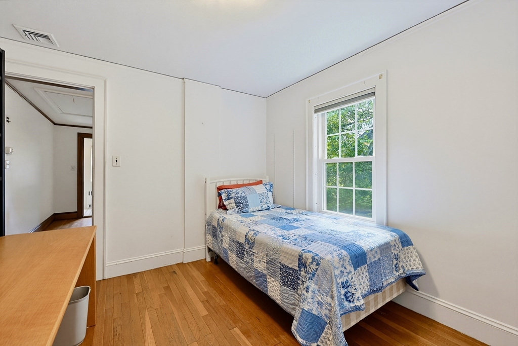 33 Princess Road Newton, MA 02465 - Photo 31 of 42