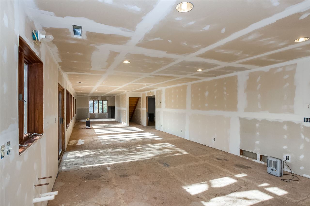 4040 Vista Road Ely, IA 52227 - Photo 8 of 27 Gallery Image 8