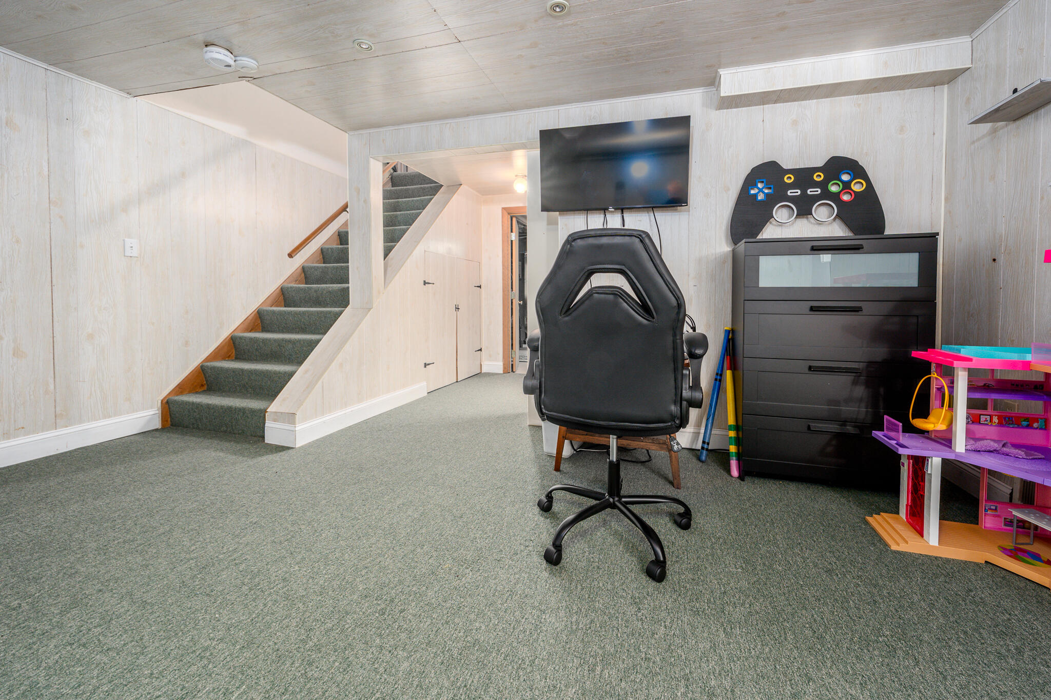 195 Falmouth Road, Unit 9D Mashpee, MA 02649 - Photo 23 of 36 a view of entryway and workspace
