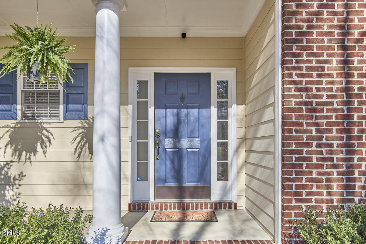 3821 La Costa Way Raleigh, NC 27610 - Photo 3 of 45 a picture of a bathroom with a shower