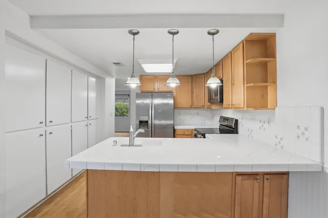 $550,000 | 3401 Bermuda Avenue, Unit 6, Davis, CA 95616