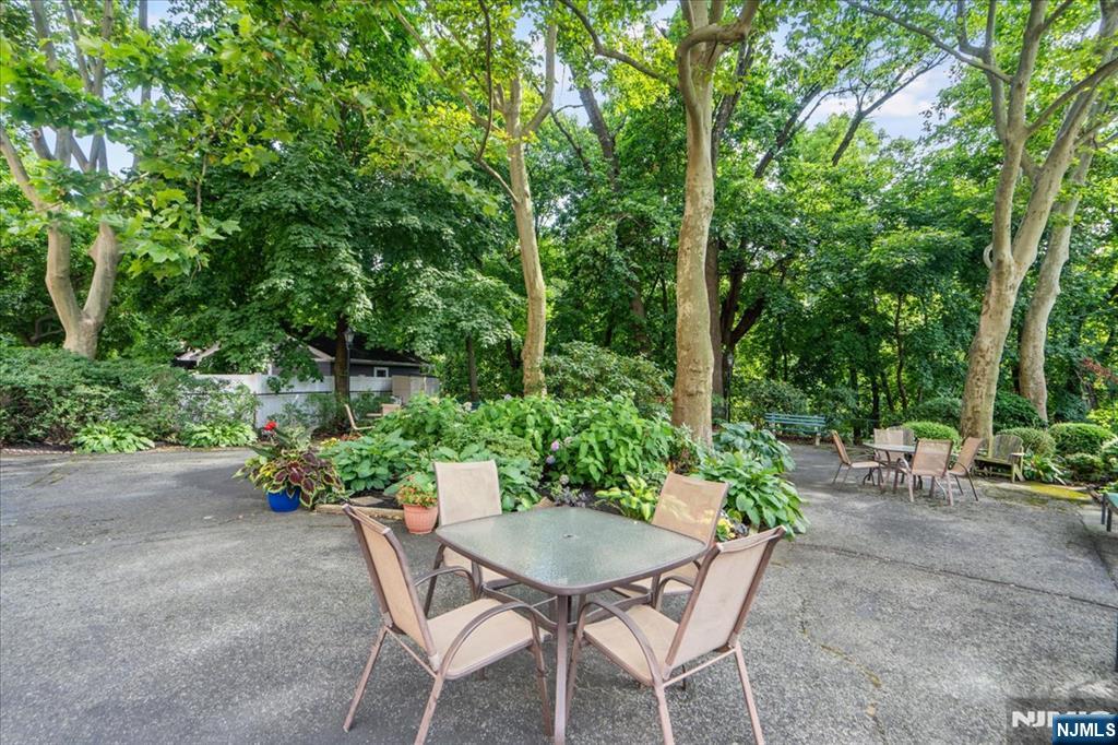 926 Bloomfield Avenue, Unit 5E Glen Ridge, NJ 07028 - Photo 20 of 22