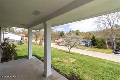 2309 Nuthatcher Road Knoxville, TN 37923 - Photo 13 of 27 248fc920bb4d4dd8b6699acf615bec34