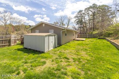 2309 Nuthatcher Road Knoxville, TN 37923 - Photo 7 of 27 5dadc3610ce04ca5b9f1e1b58396ab3a