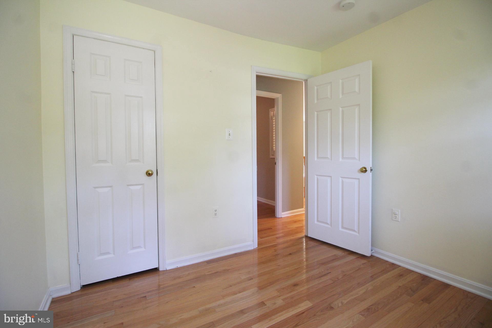 1649 Bennington Hollow Lane Reston, VA 20194 - Photo 17 of 29