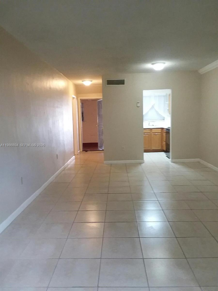 140 Royal Palm Road, Unit 107 Hialeah Gardens, FL 33016 - Photo 6 of 13