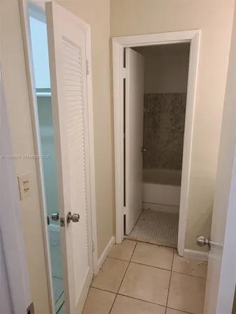 $1,500 | 140 Royal Palm Road, Unit 107, Hialeah Gardens, FL 33016