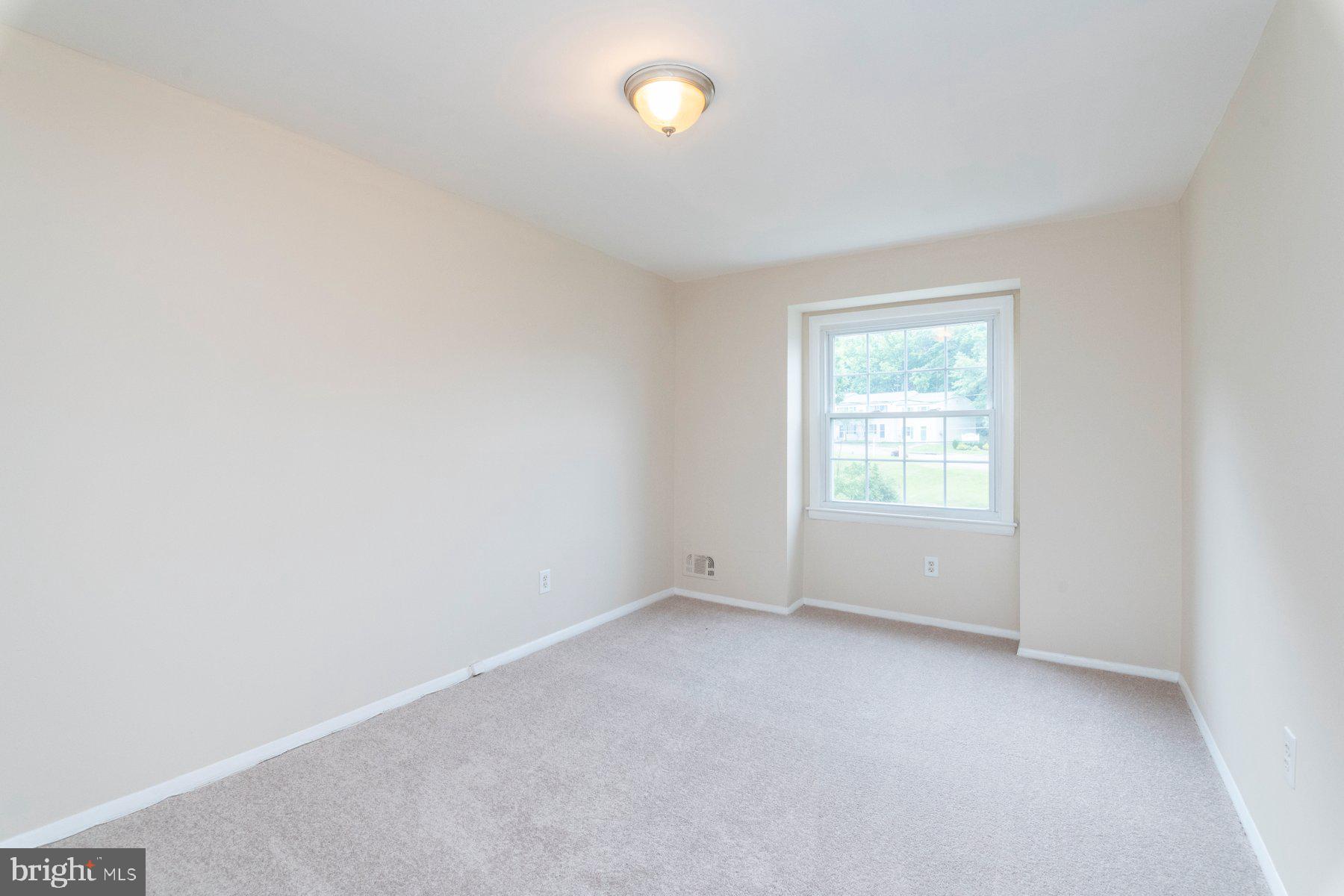 5711 Van Dyke Road Baltimore, MD 21206 - Photo 17 of 25