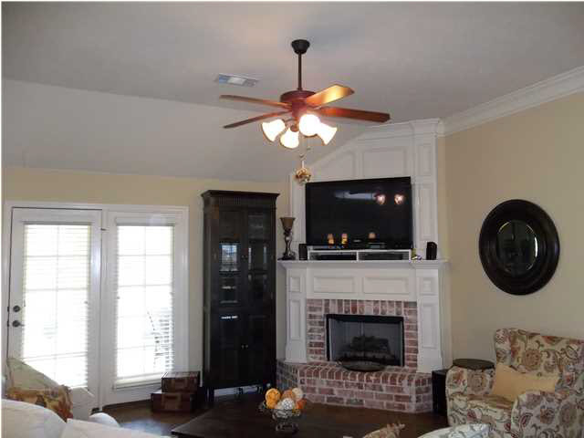 310 Springhill Place Brandon, MS 39047 - Photo 8 of 20 AWESOME BUILT-IN OVER FIRE PLACE