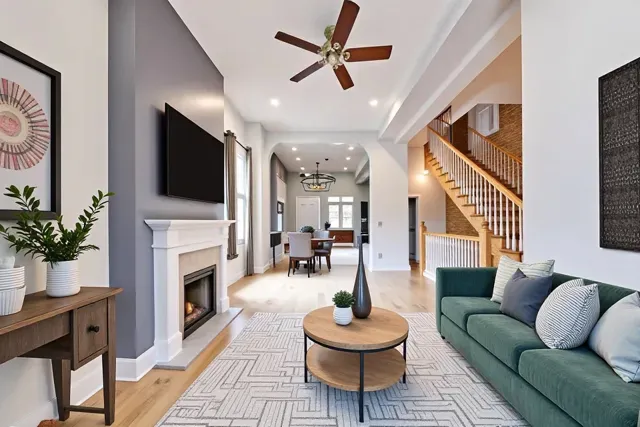 $599,000 | 2058 West Washington Boulevard, Chicago, IL 60612