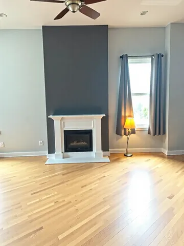 $599,000 | 2058 West Washington Boulevard, Chicago, IL 60612