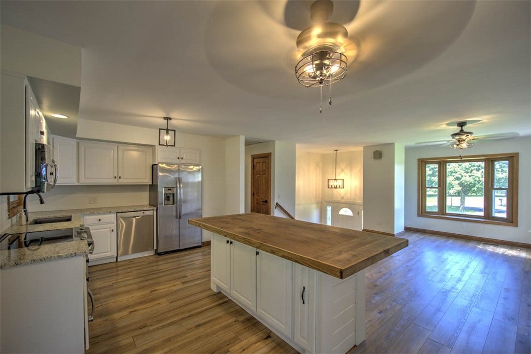 8455 Lehman Road Decatur, IL 62521 - Photo 17 of 37 Gallery Image 17