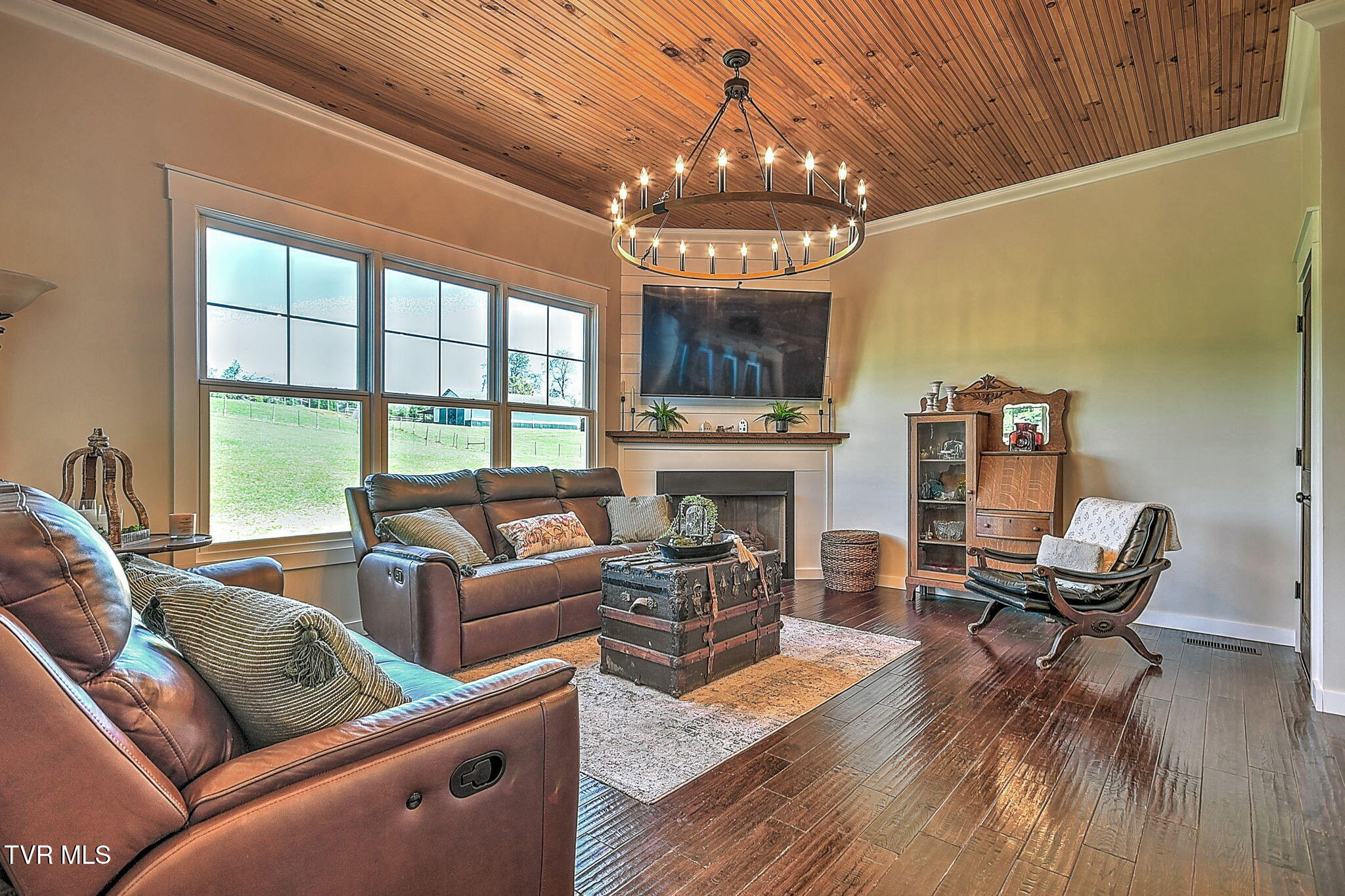 167 Gray Road Bristol, TN 37620 - Photo 15 of 86 16-web-or-mls-167 Gray DM-16