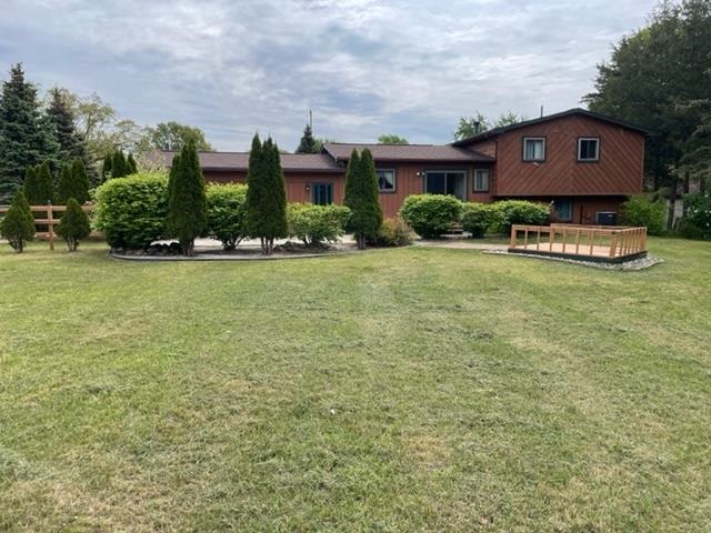 8565 North McKinley Road Flushing, MI 48433 - Photo 2 of 30 50075649-1.JPG