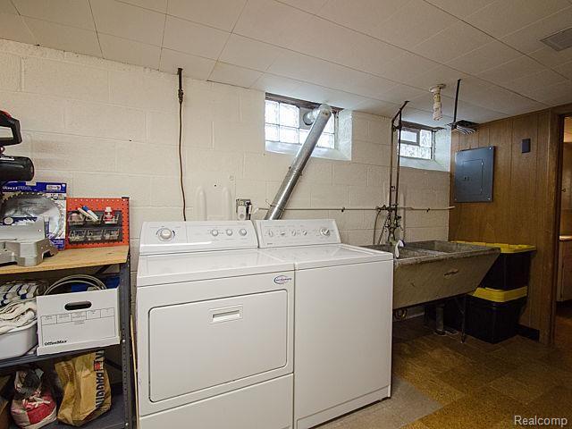 18115 Middlebelt Road Livonia, MI 48152 - Photo 26 of 38 31_23.jpg