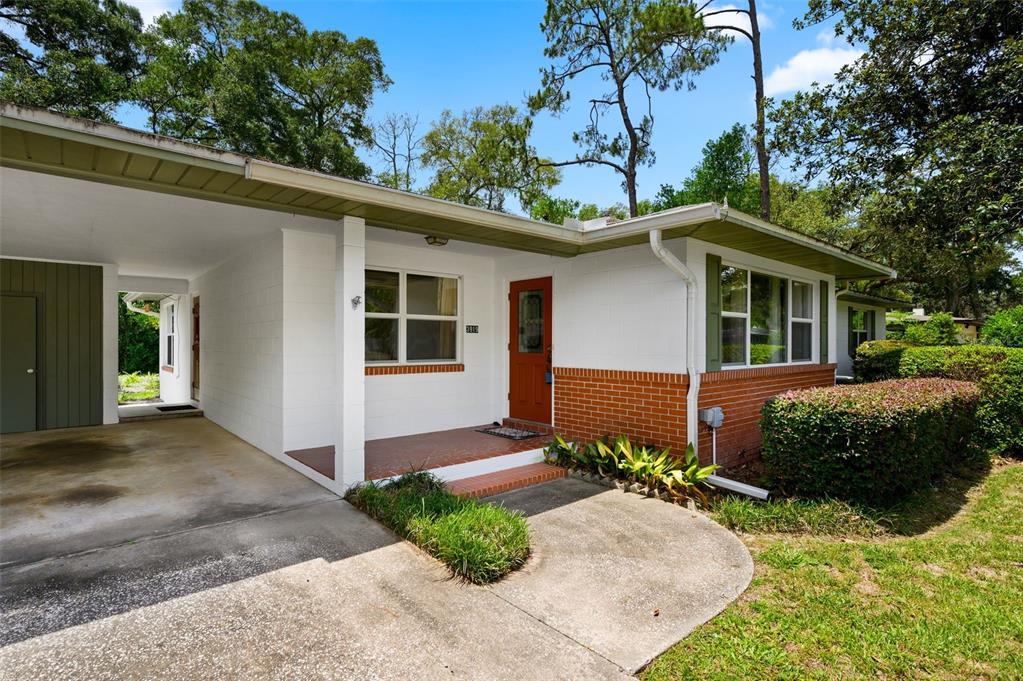 3919 Southwest 4th Place Gainesville, FL 32607 - Photo 4 of 38