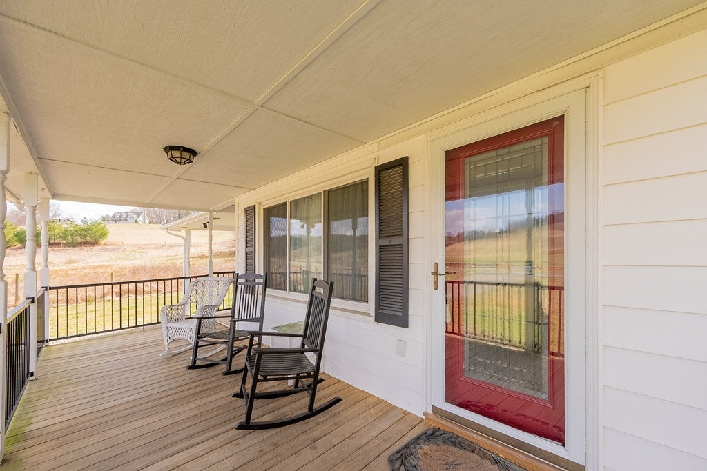2060 Delhart Road Galax, VA 24333 - Photo 13 of 73 Gallery Image 13