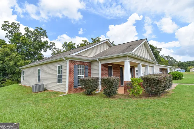 $220,000 | 202 Northside Drive, Barnesville, GA 30204