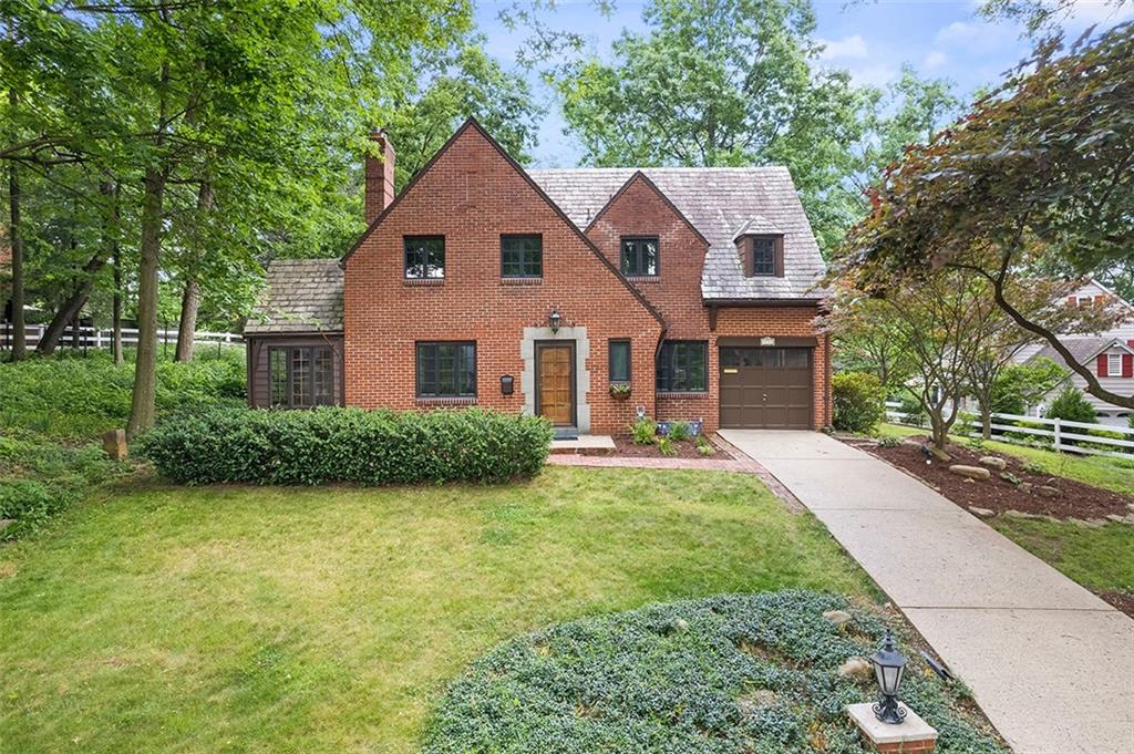 4753 Baldwin Manor Road Pittsburgh, PA 15227 - Photo 1 of 39 Gallery Image 1