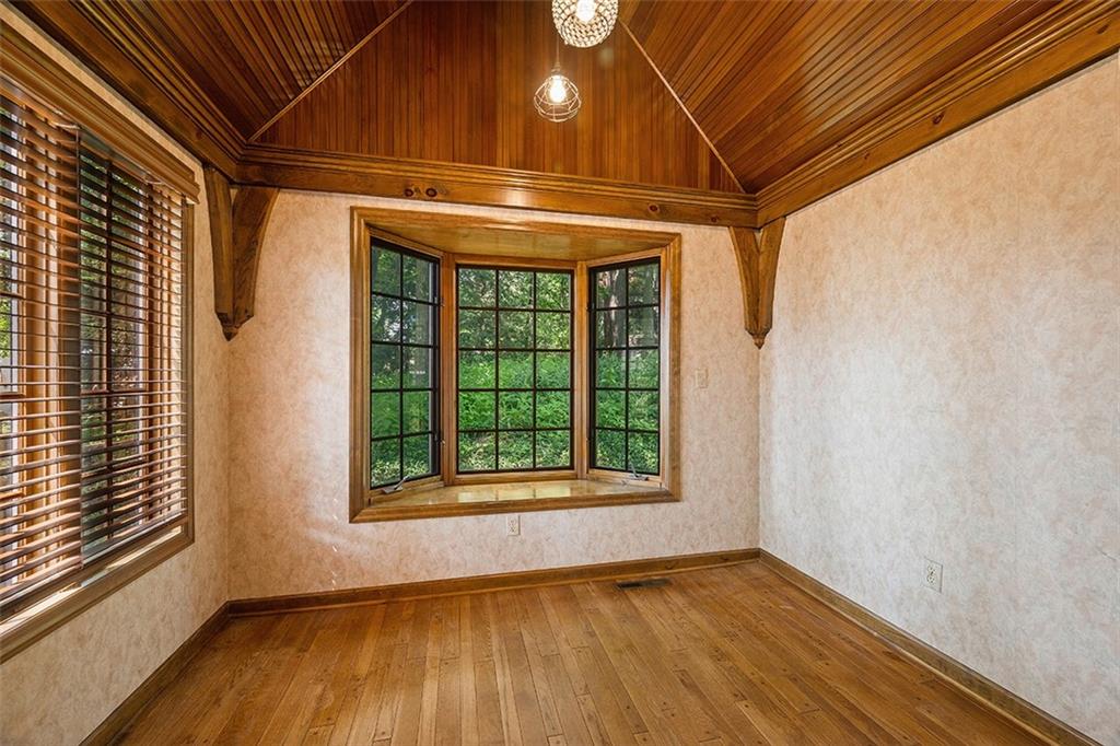 4753 Baldwin Manor Road Pittsburgh, PA 15227 - Photo 15 of 39 Gallery Image 15
