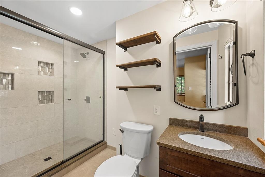 4753 Baldwin Manor Road Pittsburgh, PA 15227 - Photo 20 of 39 Gallery Image 20