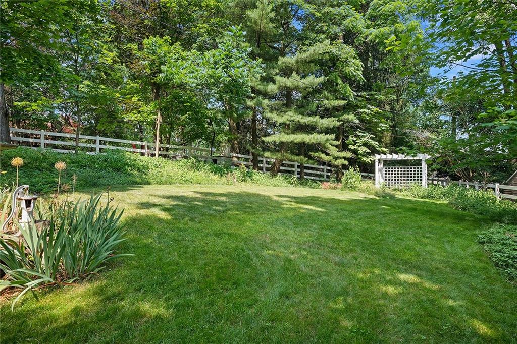 4753 Baldwin Manor Road Pittsburgh, PA 15227 - Photo 29 of 39 Gallery Image 29