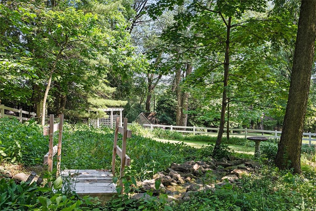 4753 Baldwin Manor Road Pittsburgh, PA 15227 - Photo 31 of 39 Gallery Image 31