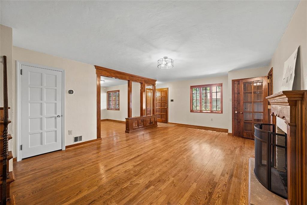 4753 Baldwin Manor Road Pittsburgh, PA 15227 - Photo 7 of 39 Gallery Image 7