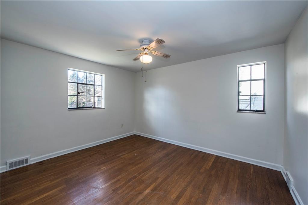 2347 Collins Road Pittsburgh, PA 15235 - Photo 16 of 25 Gallery Image 16