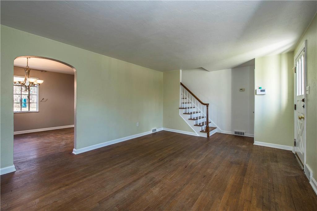2347 Collins Road Pittsburgh, PA 15235 - Photo 4 of 25 Gallery Image 4