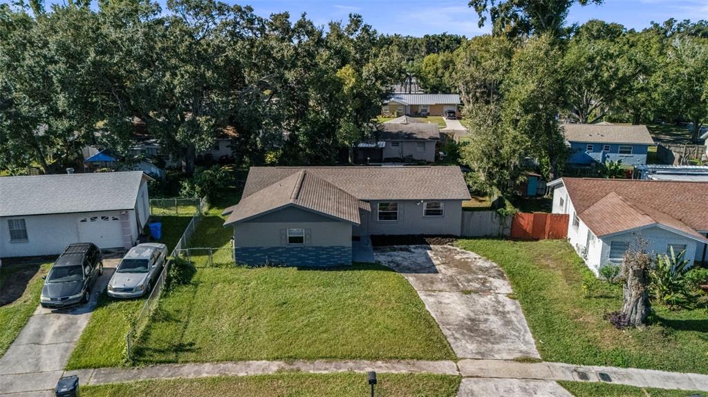 114 Inwood Circle Brandon, FL 33510 - Photo 27 of 31 front view of a house with a yard