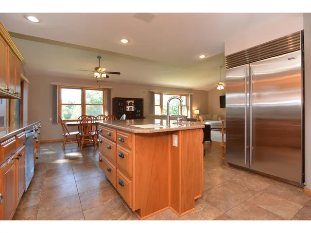 $634,900 | W2847 Pine Ridge Court, Belleville, WI 53508