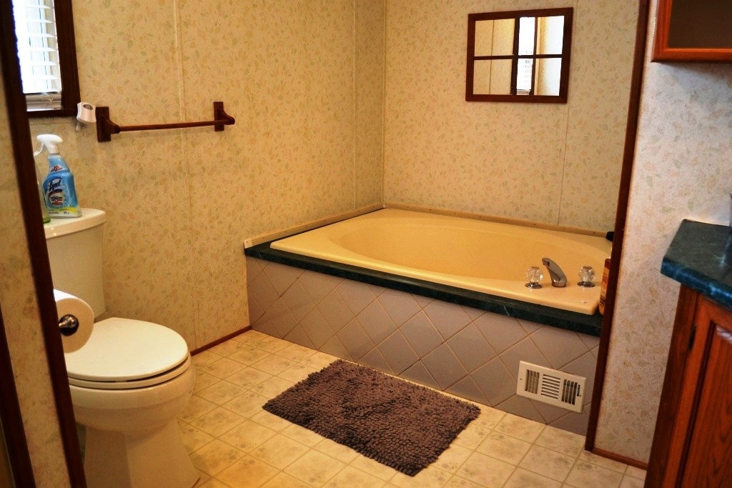 147 Kings Chapel Road Ivanhoe, VA 24350 - Photo 9 of 29 Gallery Image 9