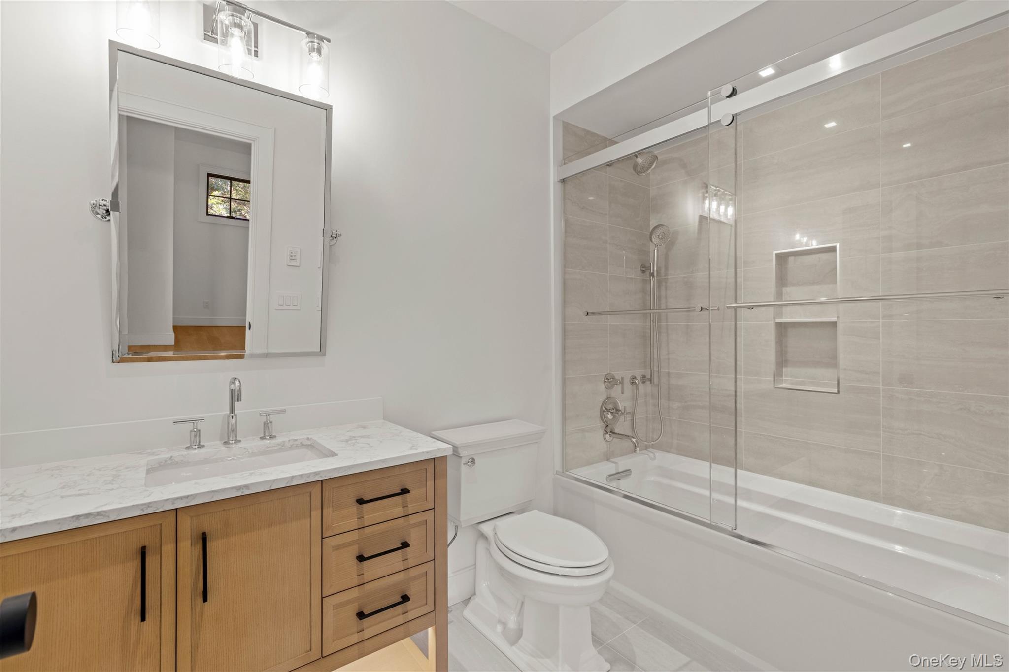1775 Point Pleasant Road Mattituck, NY 11952 - Photo 45 of 49