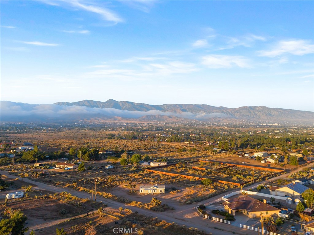 9572 Smith Road Phelan, CA 92371 - Photo 38 of 47 Gallery Image 38