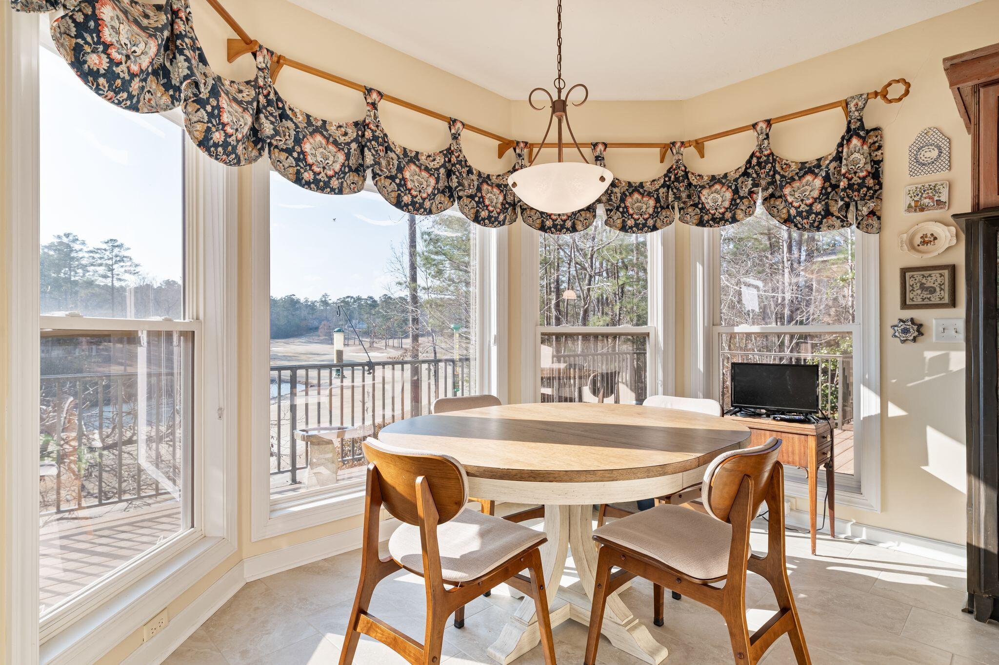 117 Kershaw Lane McCormick, SC 29835 - Photo 17 of 70 Breakfast Room (Main Level)