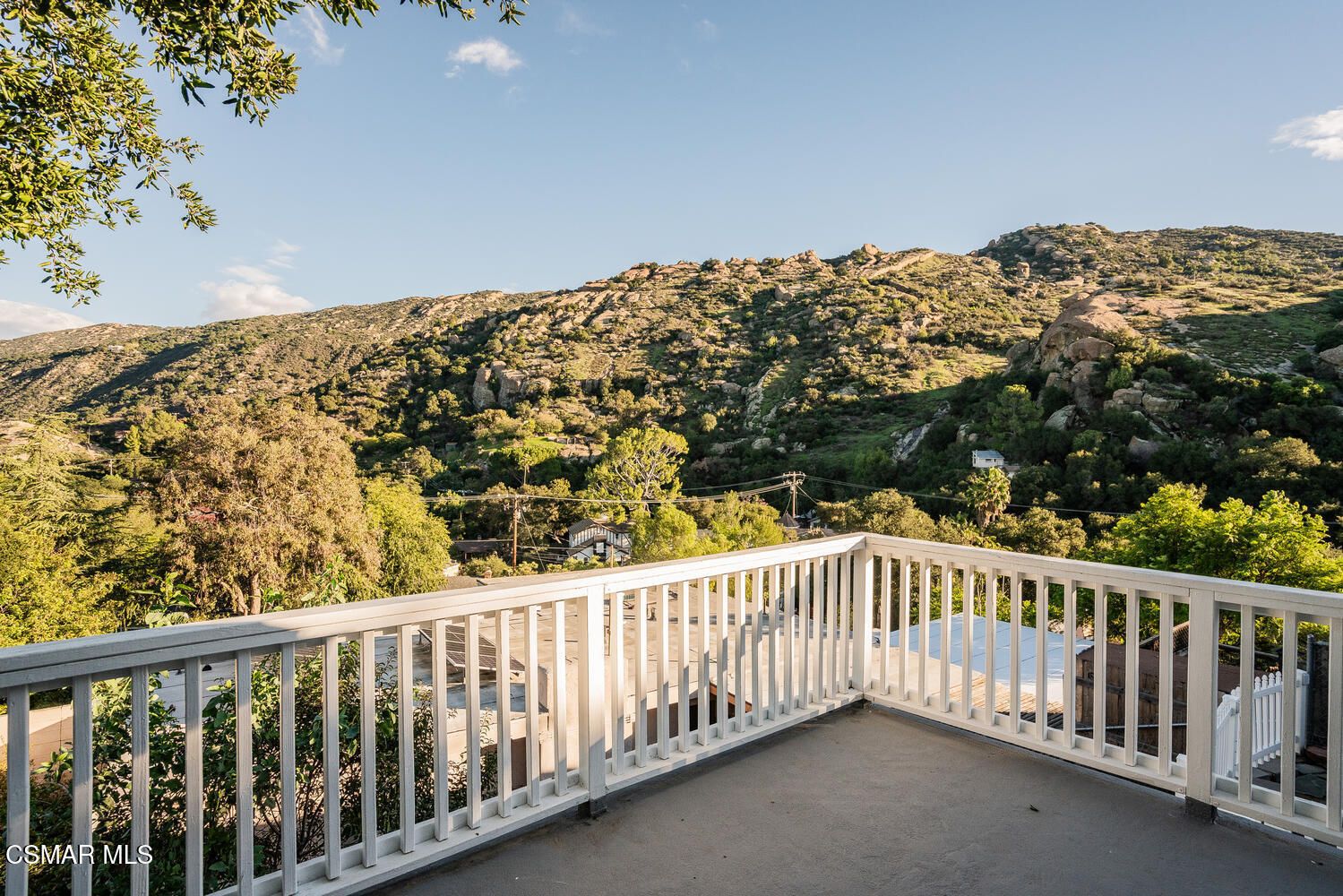 1088 Alta Vista Road Simi Valley, CA 93063 - Photo 5 of 24 1088 Alta Vista Deck 2