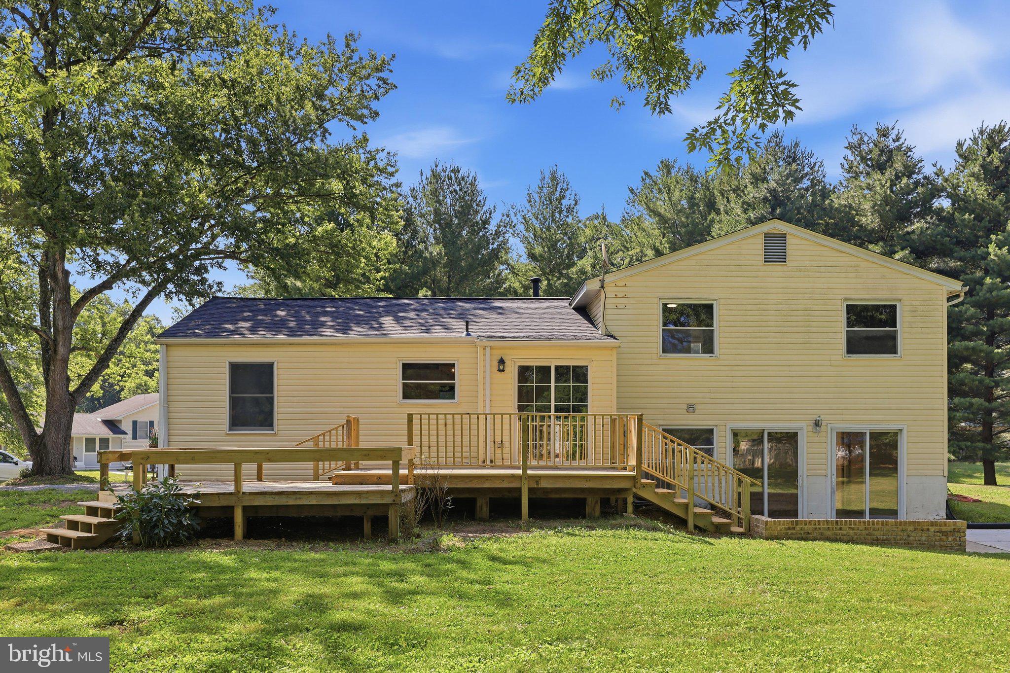 8215 Virginia Lane Frederick, MD 21704 - Photo 39 of 51 Exterior Back