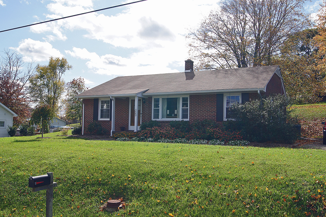 323 Newtown Road Shawsville, VA 24162 - Photo 1 of 16 Front of House
