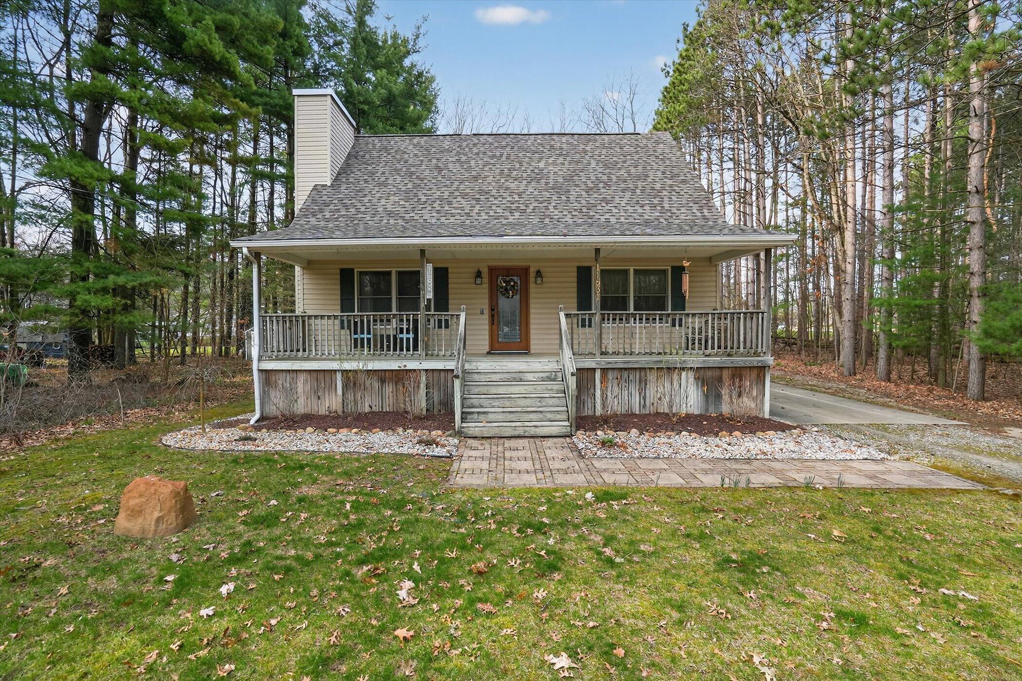 11531 Rutan Circle Jerome, MI 49249 - Photo 3 of 56 03-11531 Rutan Cir Jerome-Windowstill