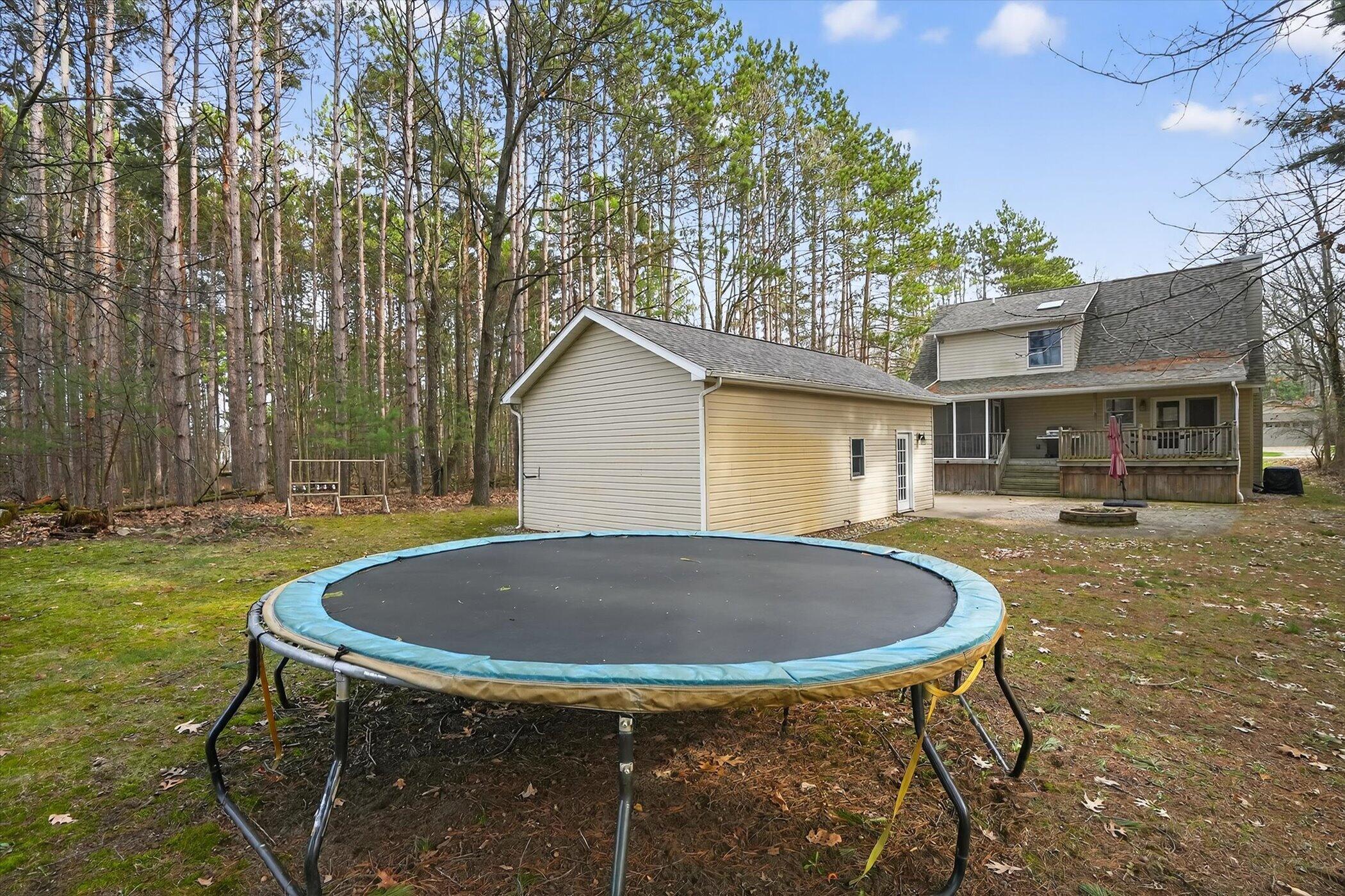 11531 Rutan Circle Jerome, MI 49249 - Photo 41 of 56 44-11531 Rutan Cir Jerome-Windowstill