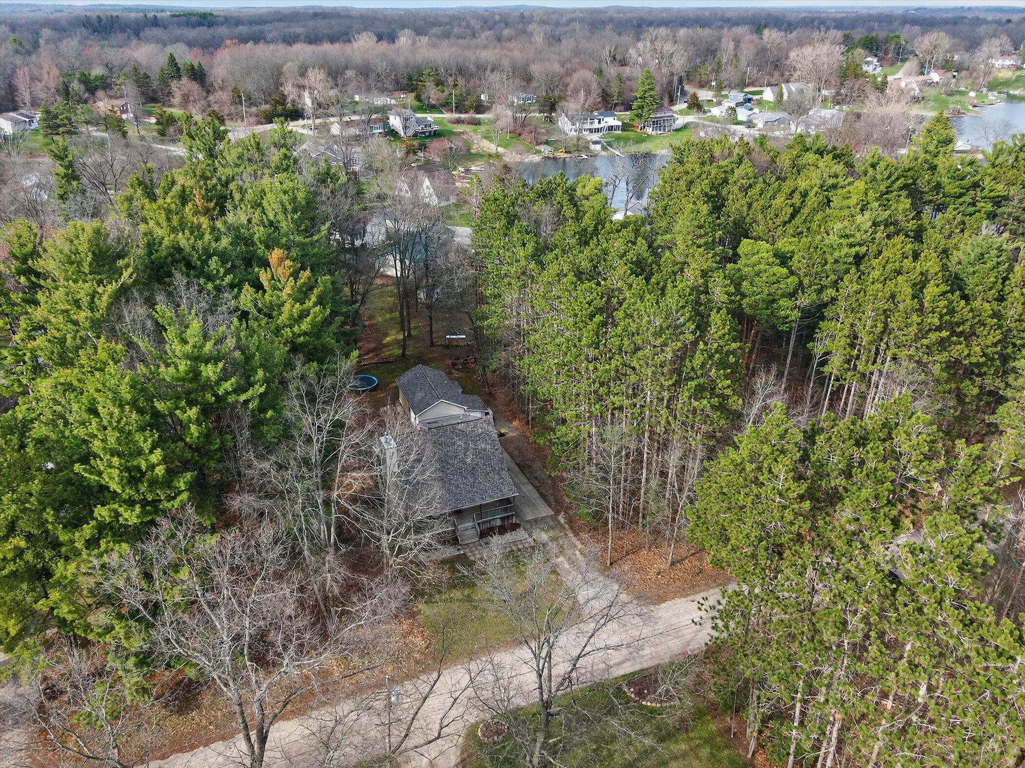 11531 Rutan Circle Jerome, MI 49249 - Photo 45 of 56 48-11531 Rutan Cir Jerome-Windowstill