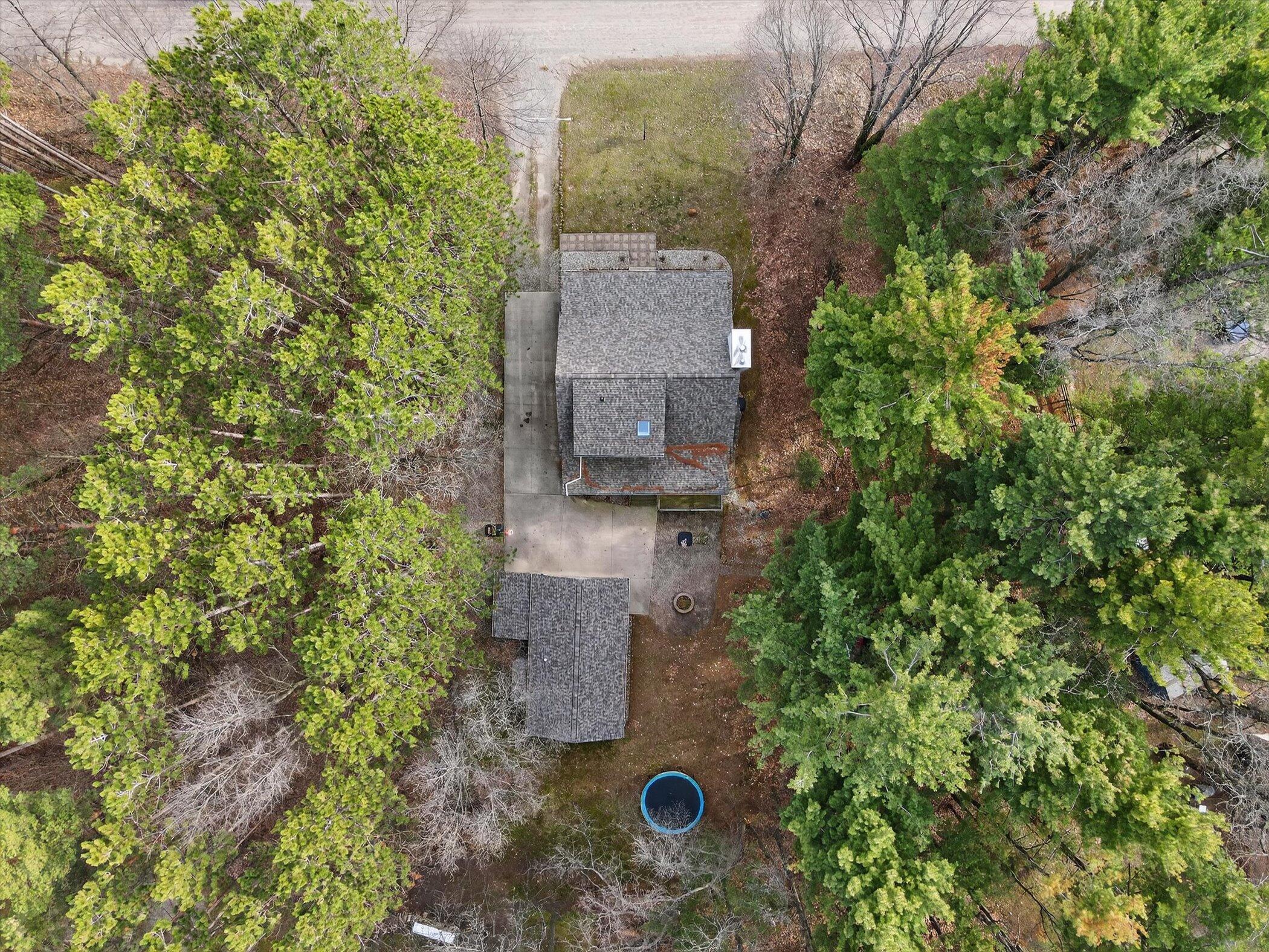 11531 Rutan Circle Jerome, MI 49249 - Photo 52 of 56 55-11531 Rutan Cir Jerome-Windowstill