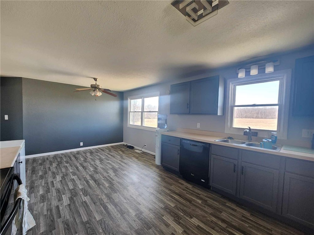 10331 North 1775th Road Effingham, IL 62401 - Photo 6 of 18 Gallery Image 6